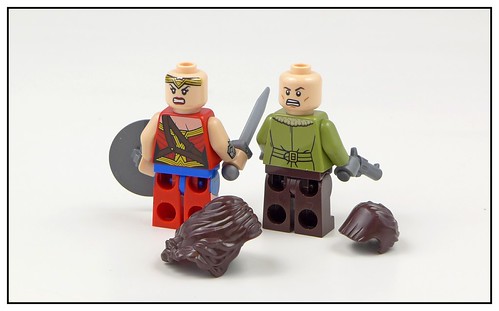LEGO DC Super Heroes 76075 Wonder Woman Warrior Battle 13