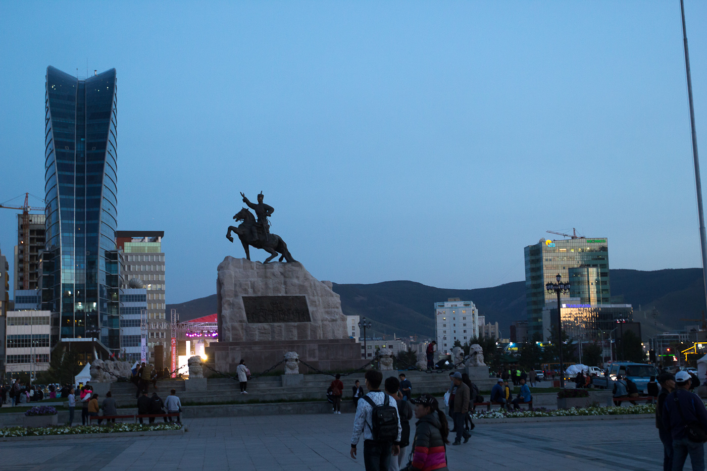 Столица улан батор страна. Монголия Улан Батор. Монголия столица Улан Батор. Монголия столица Улан Батор достопримечательности. Улан Батор небоскребы.