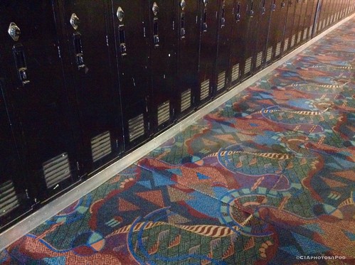 aberdeenwausa carpet pattern schoolcarpet hallway lockers highschool willamina westvalleyhighschool