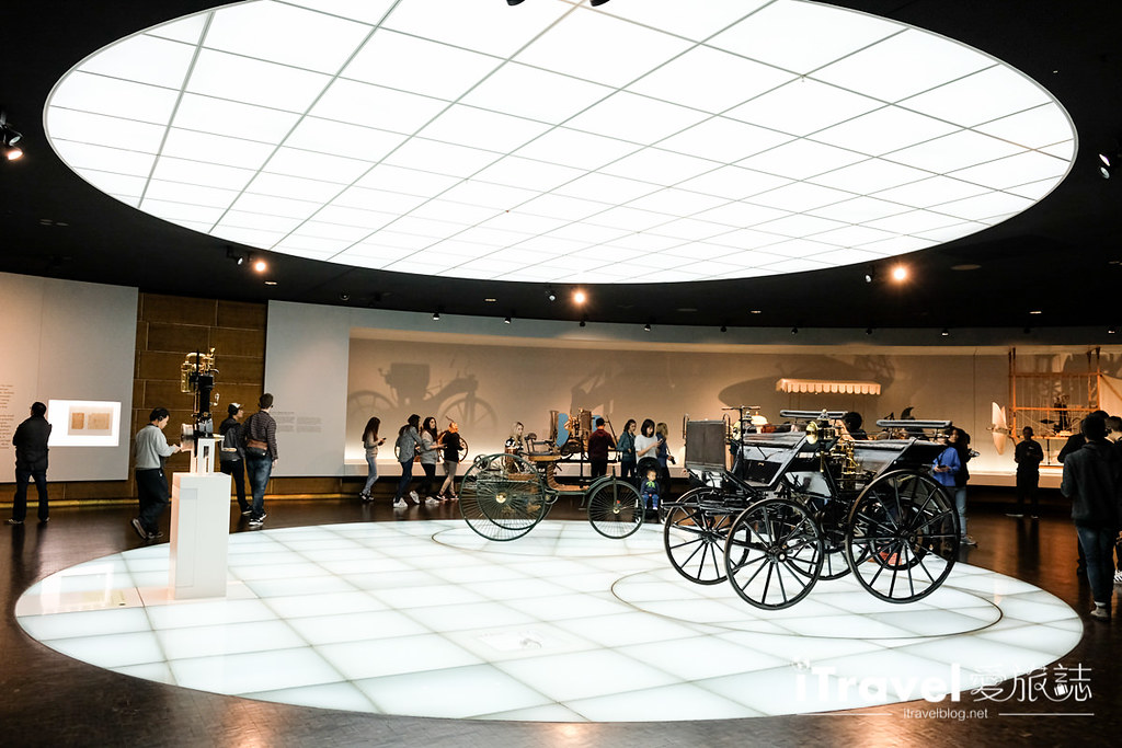 德国斯图加特奔驰博物馆 Mercedes-Benz Museum (18)
