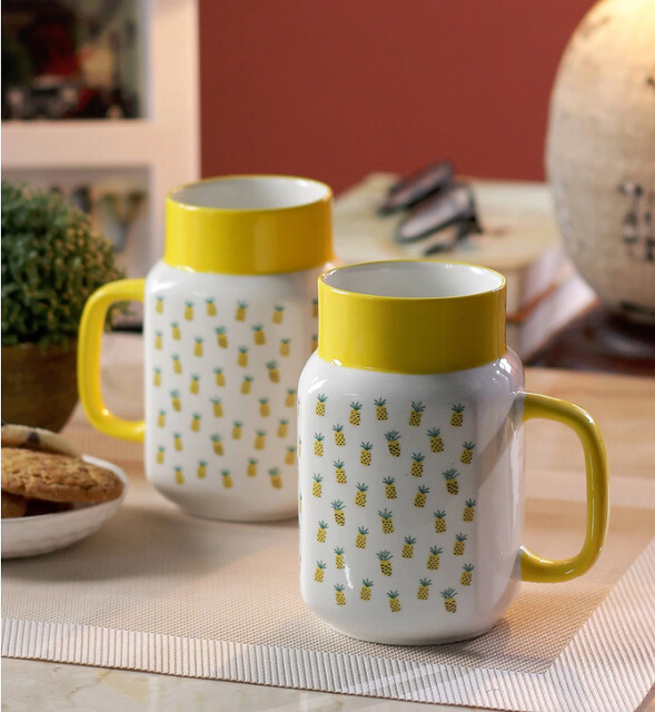 Pineapple mugs