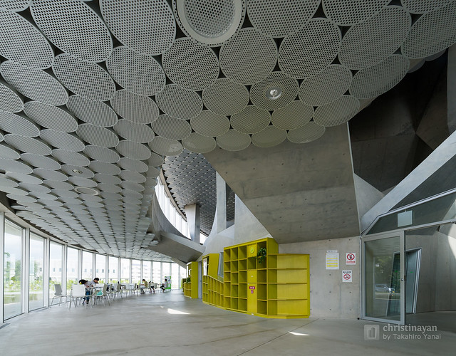 Lounge of Akiha Ward Cultural Center (秋葉区文化会館)