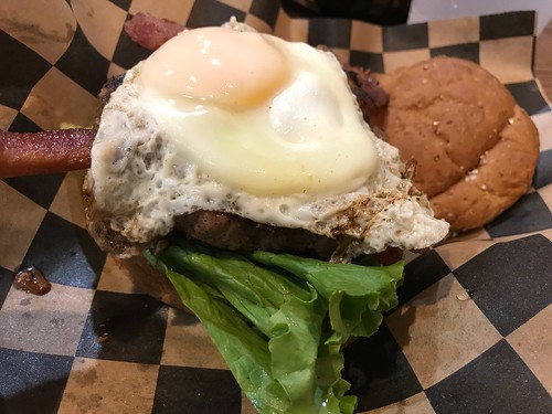 6 Foodie Finds in Detroit: The Burger Spot