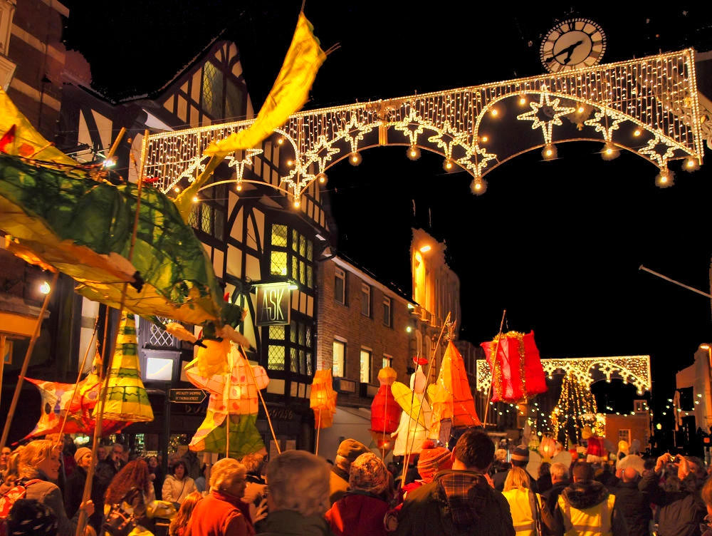 The Christmas lantern Parade at Winchester. Credit Anguskirk, flickr