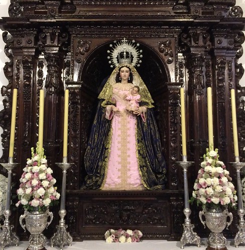 Virgen del Rosario tras la restauración