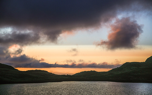 iceland snæfellsnespennisula stormy clouds mountains lake chop sunset