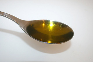12 - Zutat Olivenöl / Ingredient olive oil