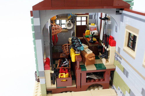 LEGO Ideas Old Fishing Store (21310)