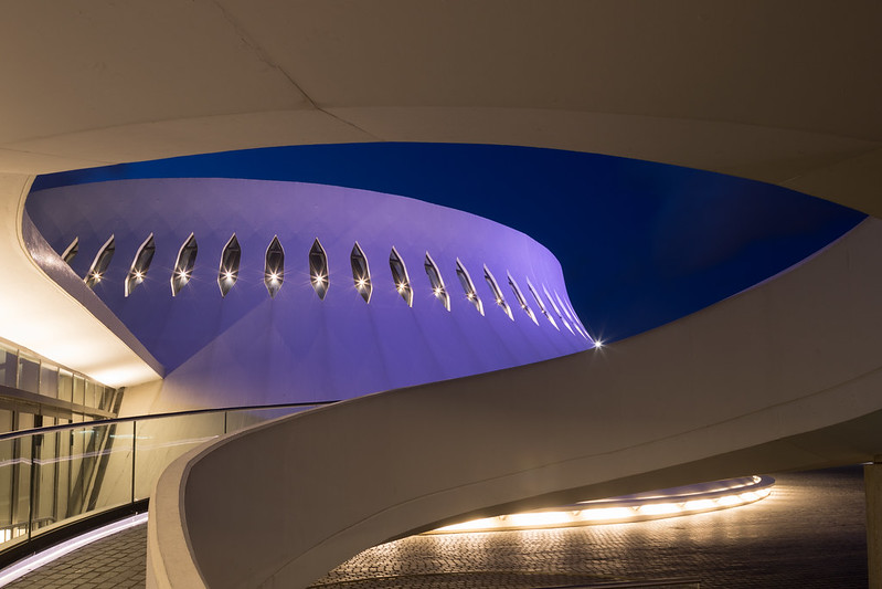 Bibliothèque Oscar Niemeyer
