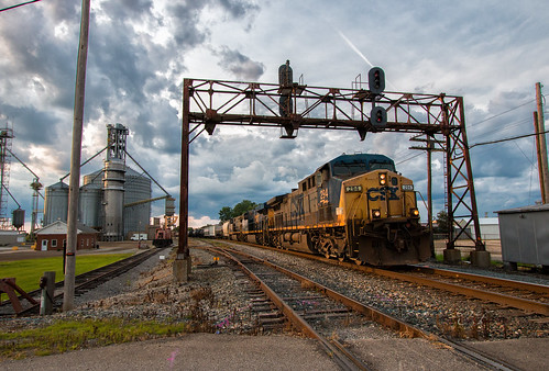 csx csxt co columbus subdivision train ge locomotive trains railroad rail road signal signals bridge upper sandusky ohio mainline rural