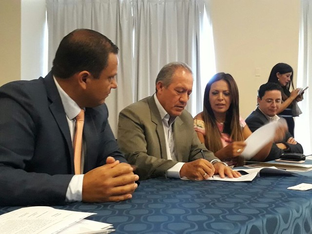 Gran Acuerdo Nacional por la Prevención Integral del Fenómeno Socioeconómico de las Drogas de firmó en Quito