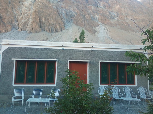 passupeakinn passuhotelhunzagilgitbaltistanpakistan familyhotel