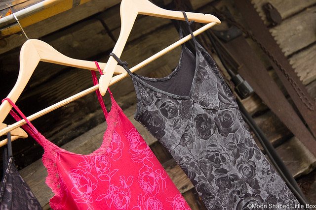 Kierrätysteemainen Blogihaaste DIY ideat kierrätys vaatteiden tuunaaminen käsityöt ideat käsityö vanhasta uutta ompelija blogi pukuompelija blogihaaste bloggaaja tyyliblogi