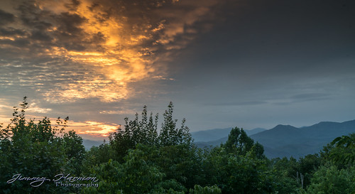 gatlinburg tennessee greatsmokymountains sunrise clouds sky