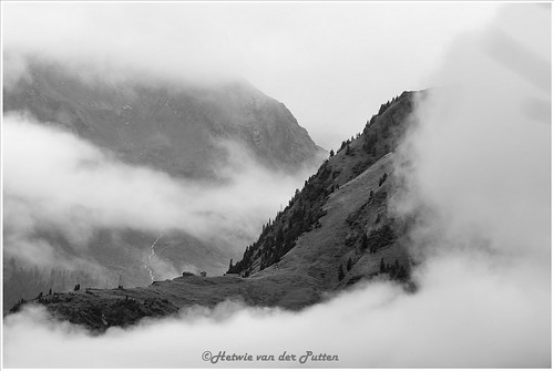 house wolking huis oostenrijk clouds tirol uitzicht view nature natuur austria bergen mountain mittersill salzburg at
