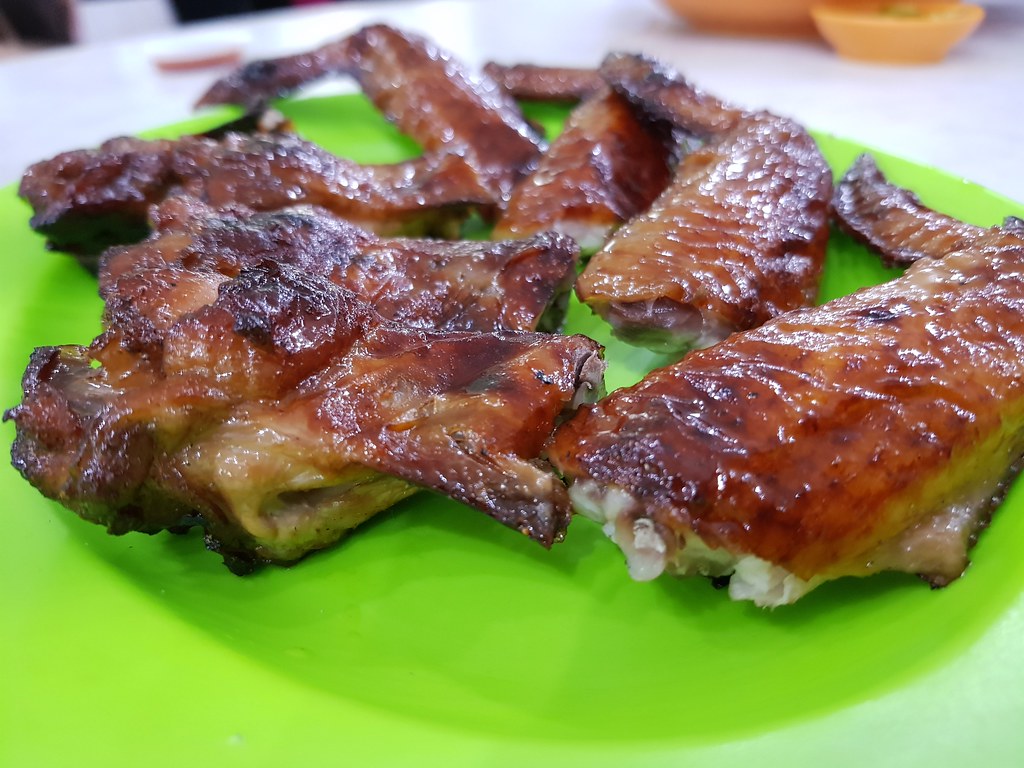燒雞翅 Fried Chicken Wings $2.70/pc @ Kedai Kopi Nanking (南京茶餐室) USJ10