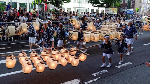 秋田竿燈祭