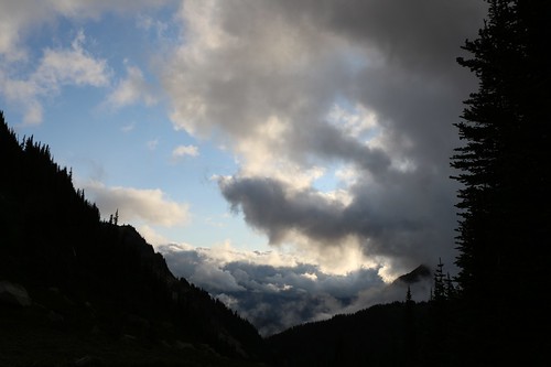 hiking backpacking wenatcheenationalforest glacierpeakwilderness cloudypass