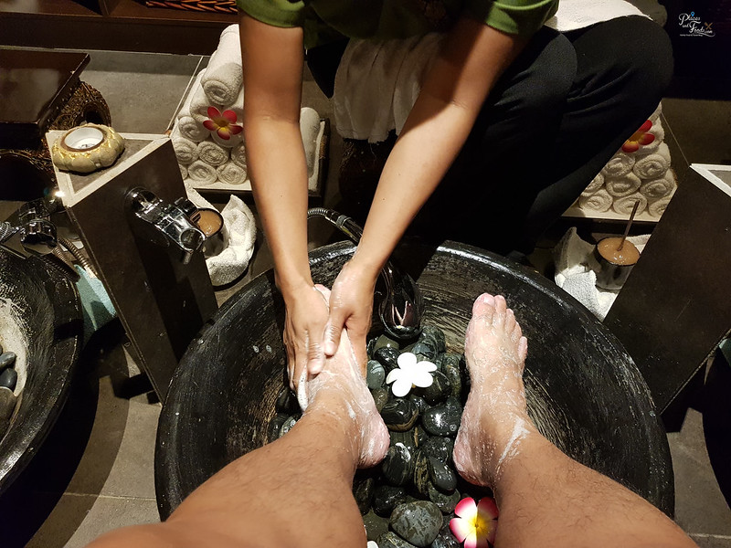 thai odyssey klia2 foot scrubbing