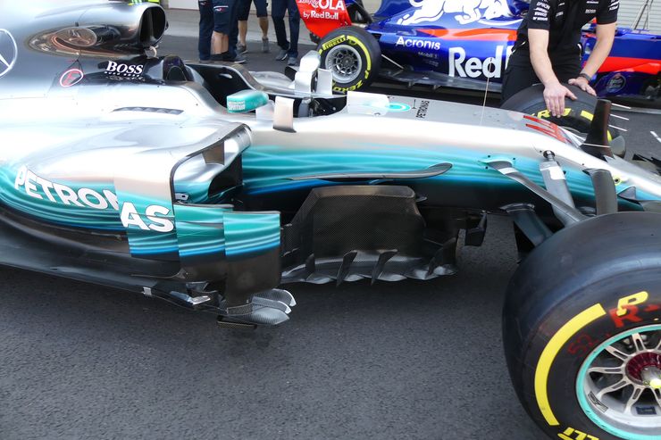 w08-bargeboards