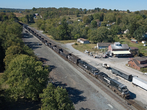 trains railroads locomotives pa pennsylvania enonvalley ns9595 ns421 ns norfolksouthern