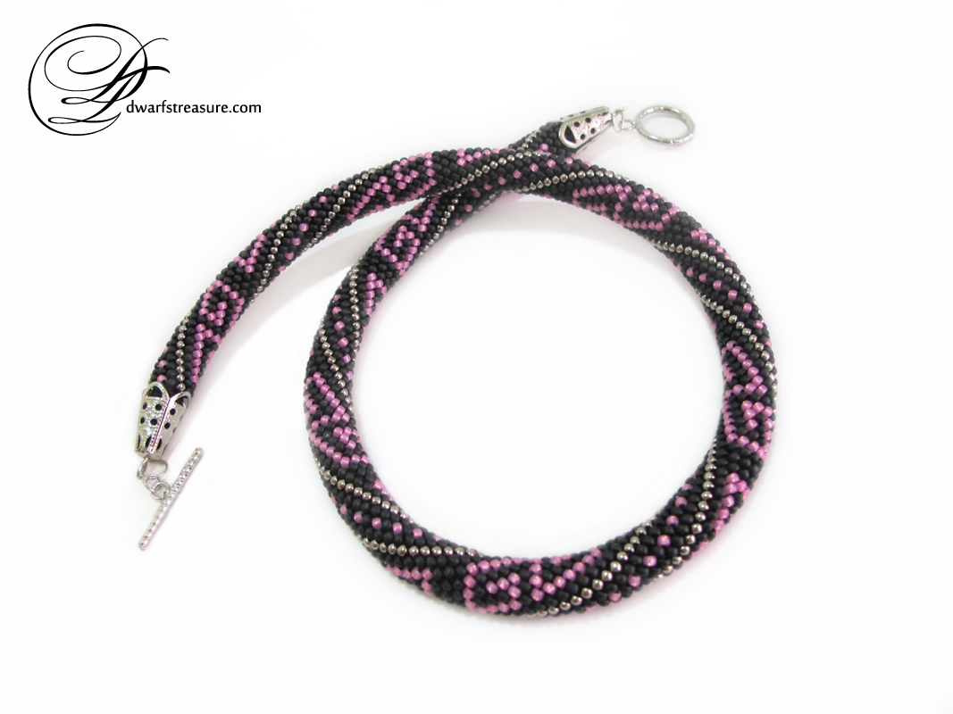 stylish black and pink beaded crochet necklace