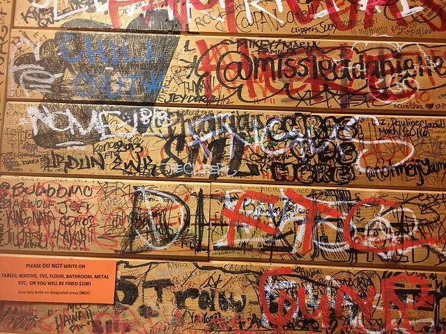 036 Boiling Crab wall
