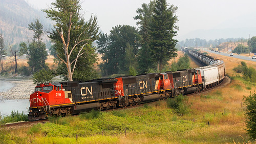 train raillway railroad cnr cn freight mainline