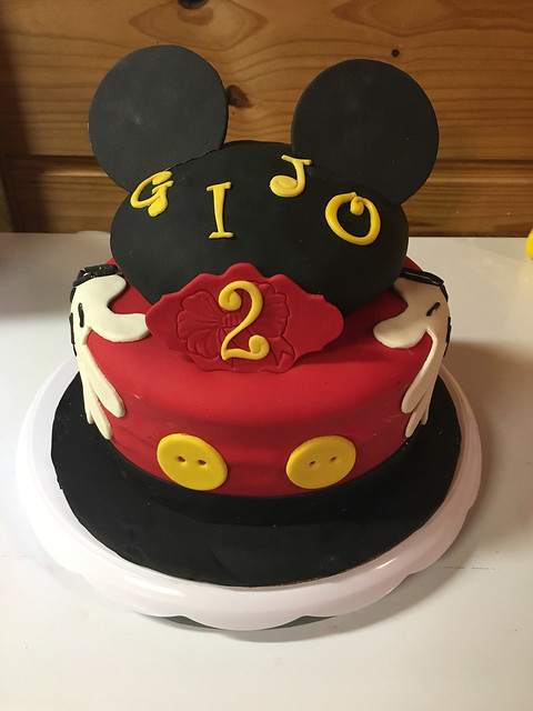 Mickey Mouse Cake by Haily from Little One's Sweet Treats