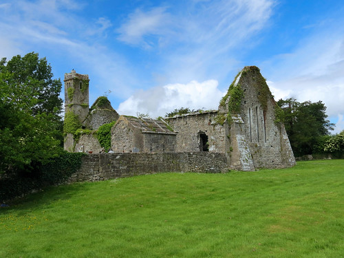 ireland éire eire clare anclár anchláir county cuinche church medieval ruin rine stone