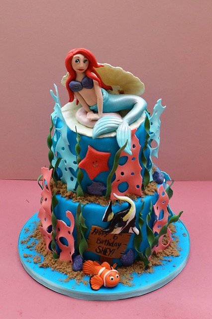 Cake by Beth Lauren Cakes