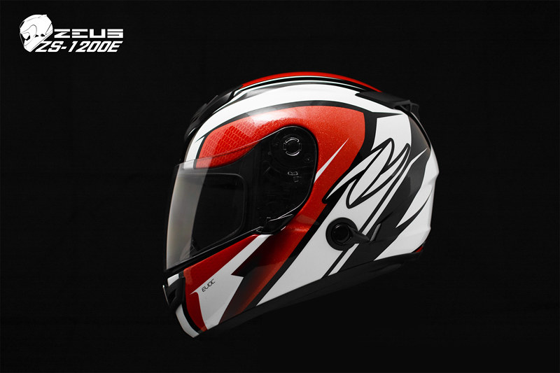 ZEUS ZS-1200E N39 helmet 外型1