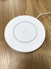 belkin BOOST UP wireless charging pad