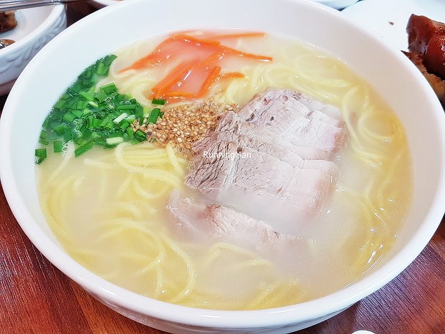 Gogi-Guksu / Pork Noodles