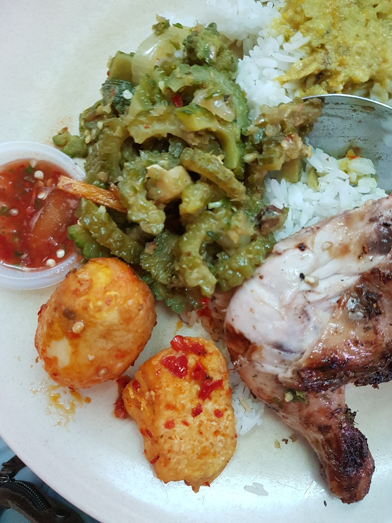馬來飯菜 Malay Mixed Rice $10 @ Restoran Sambal Hijau at Sungai Penchala