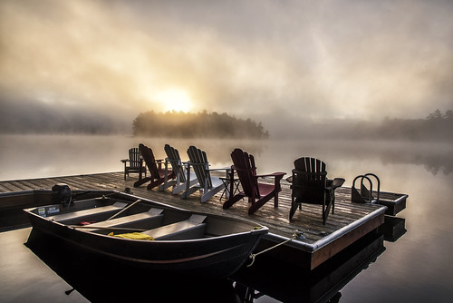 canada morning ontario muskoka blues fog foggy dock lake lakes water boat seats sunrise sun dawn island tree forest reflection calm relax cold autumn fall outdoor landscape loneliness