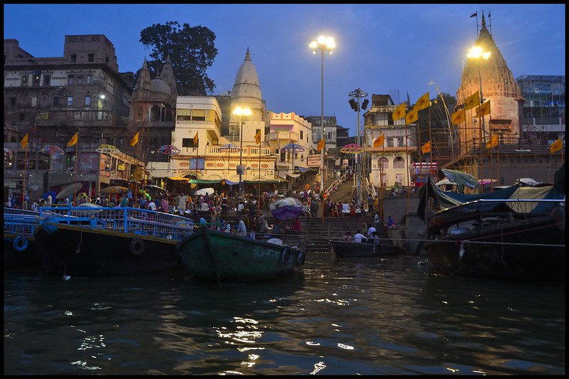 Diwali en Varanasi. - PLANETA INDIA/2017 (2)