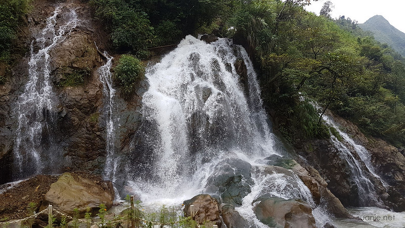 Sapa, Cat Cat Village - waterfall