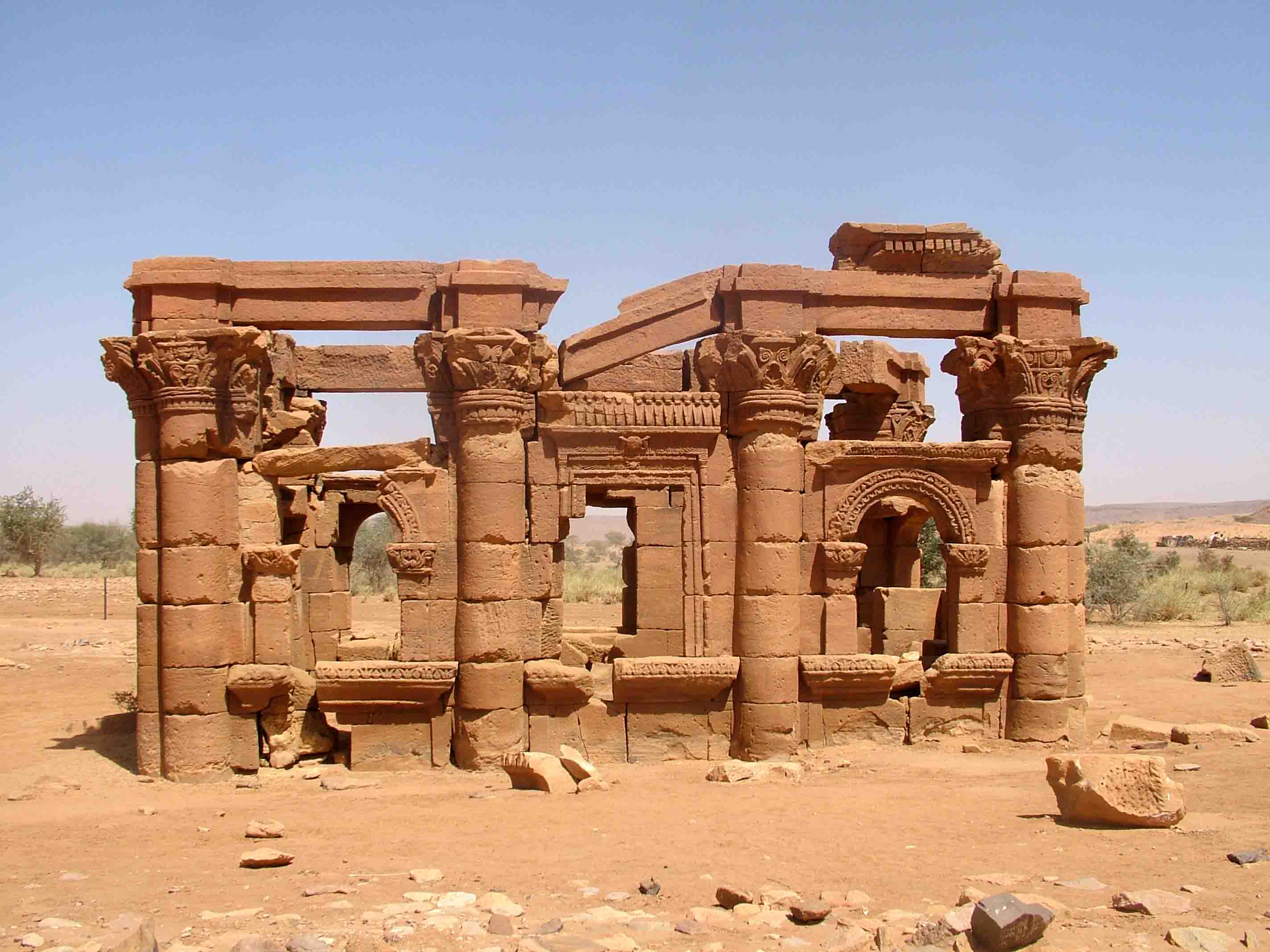 بالصور.. آثار وطبيعة تجابهان الحرب وقلّة الترويج في السودان | الخليج أونلاين