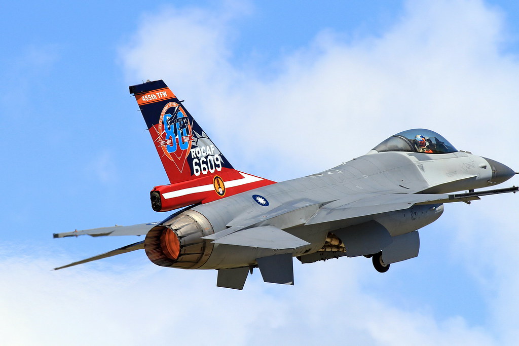 6609 Taiwan - Air Force  Lockheed Martin F-16A Fighting Falcon