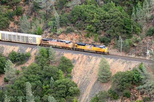 feather river canyon ca california western pacific union rails railroad locomotive train diesel