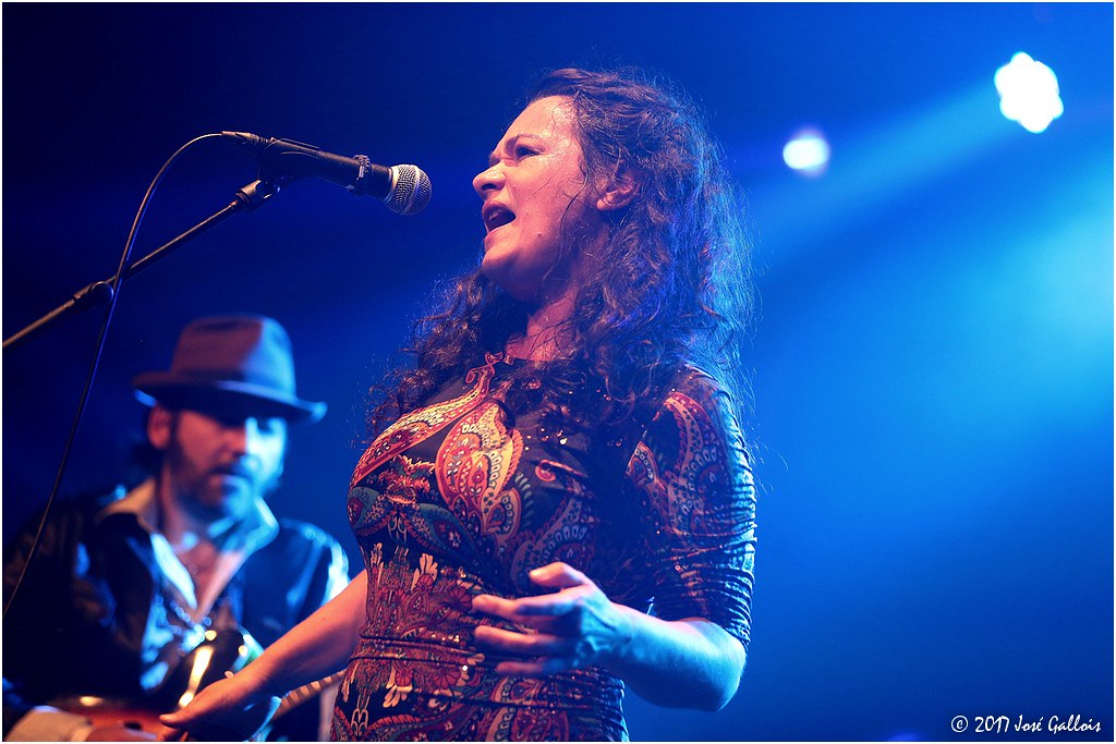 Meena Cryle & The Chris Fillmore Band