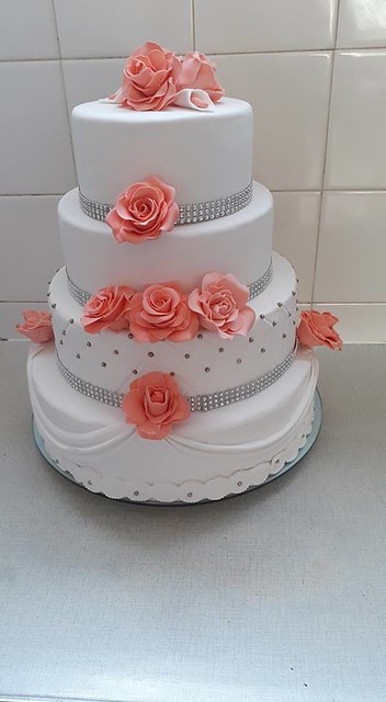 Cake by Creamy Creations Cakes