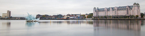oslo norway norwegen norge longexposure autumn cloudy cloud city cityscape citycenter water reflection panorama panoramic bjørvika eniro