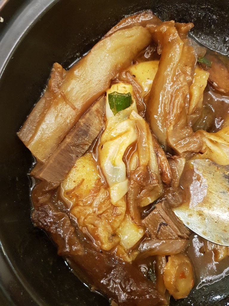 牛腩豬腸粉 Claypot Beef Brisket with Rice Roll $14.80 @ 大港中菜 Grand Harbour Damen USJ