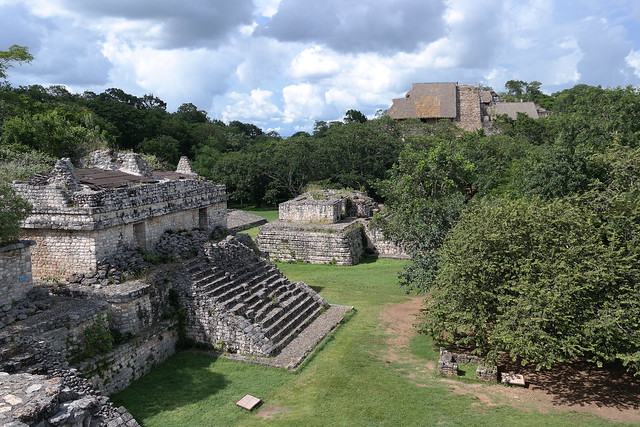 De playas, cenotes y ruinas mayas de rebote - Blogs de Mexico - CHICHEN ITZA, CENOTE IK KIL, EK BALAM Y VALLADOLID (12)