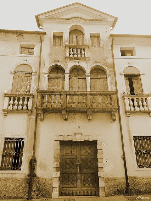 Forsaken building, Marostica