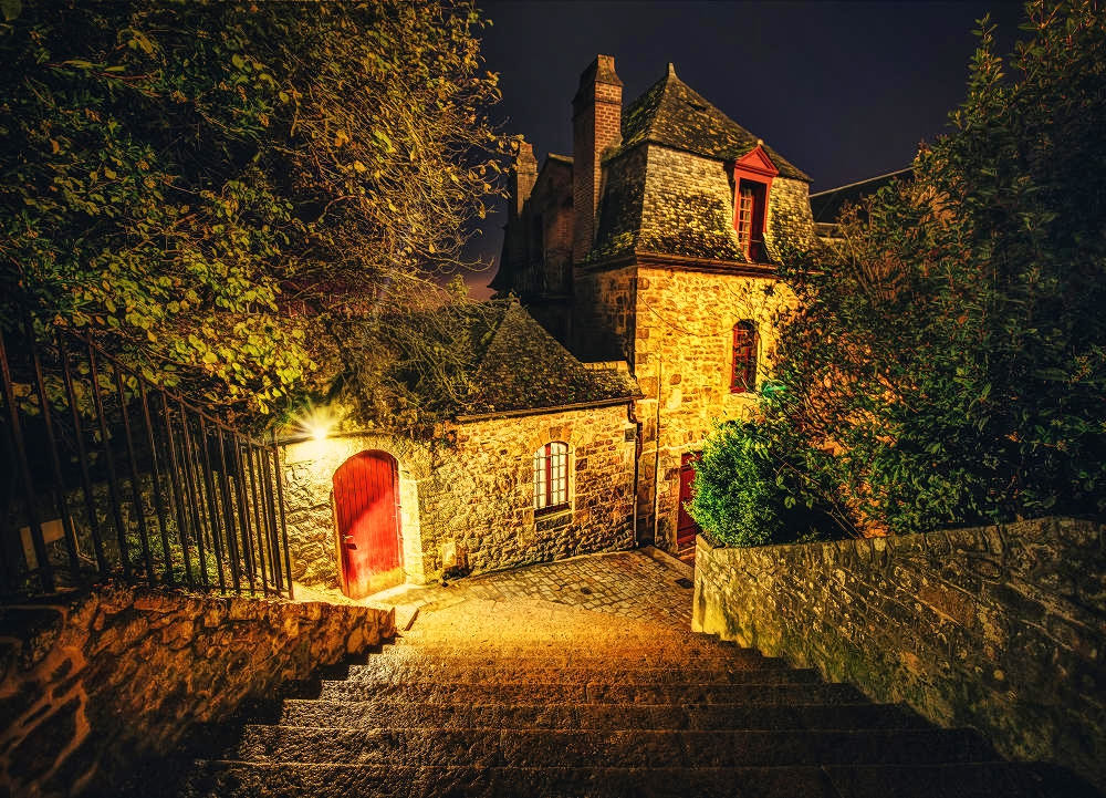 The Streets of Mont Saint Michel. Credit Trey Ratcliff, flickr