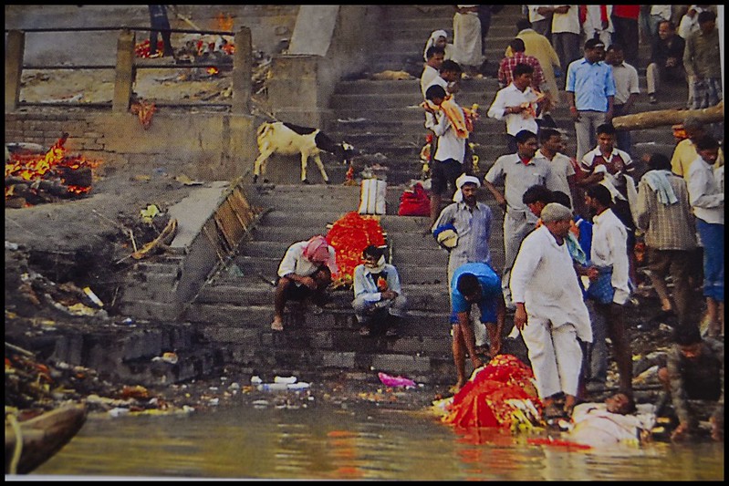 Al fin Varanasi. - PLANETA INDIA/2017 (6)