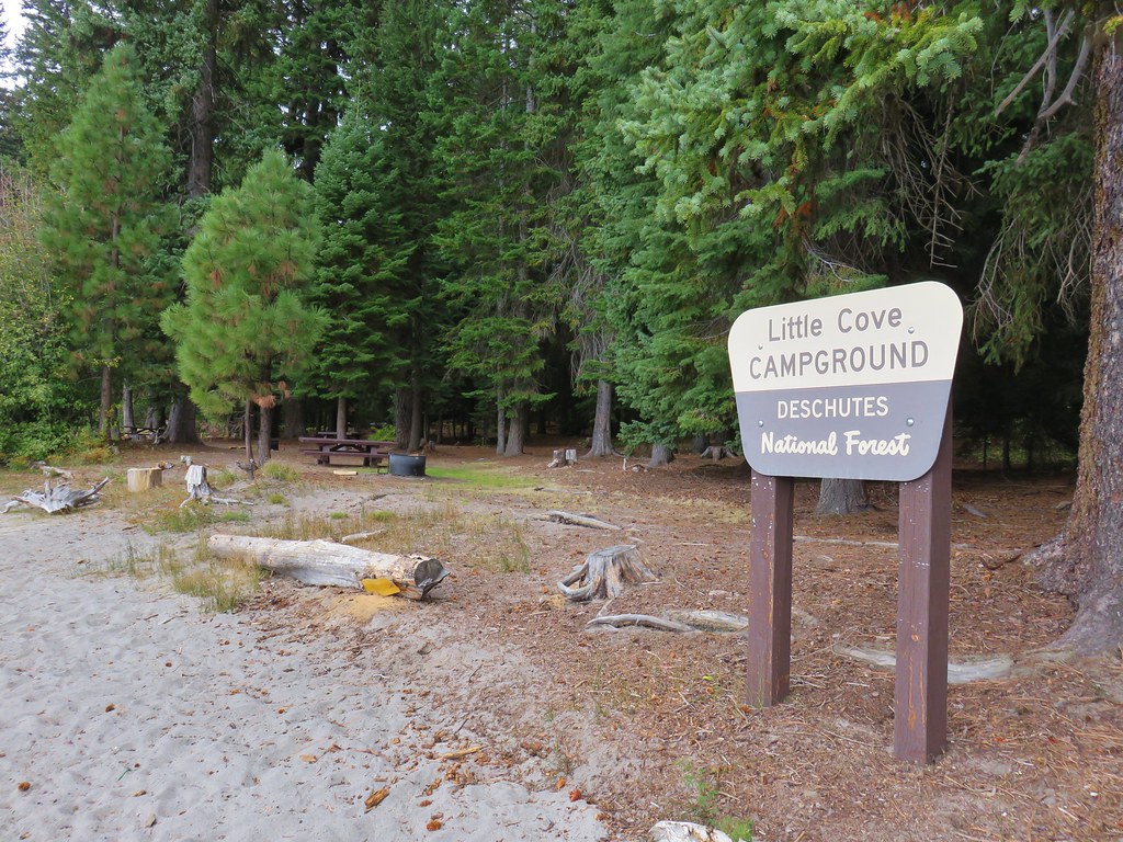 Little Cove Campground at Cultus Lake